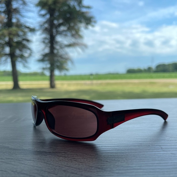 Gucci Rose Colored Sunglasses - Picture 9 of 14